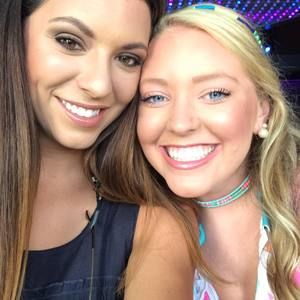 Meet your Posher, Carrie